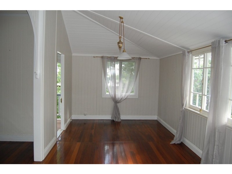 46 Whitehill Road, Eastern Heights QLD 4305