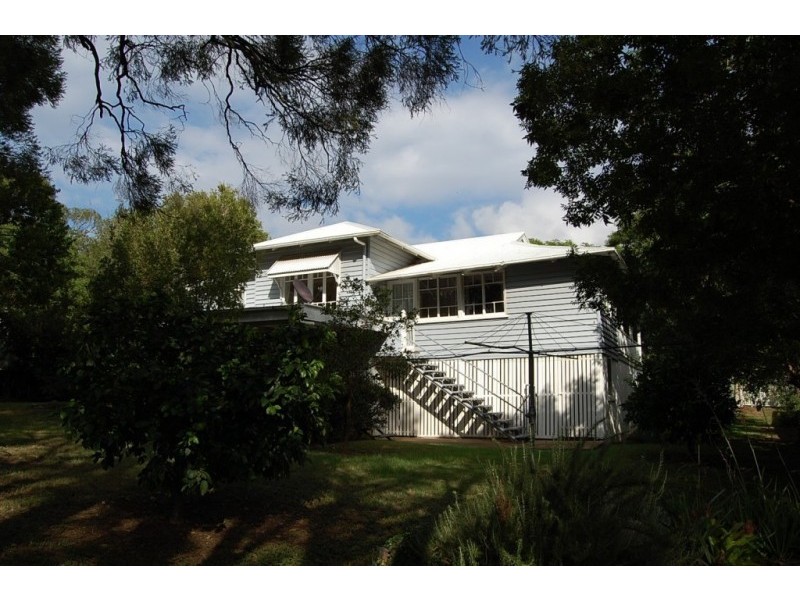 46 Whitehill Road, Eastern Heights QLD 4305