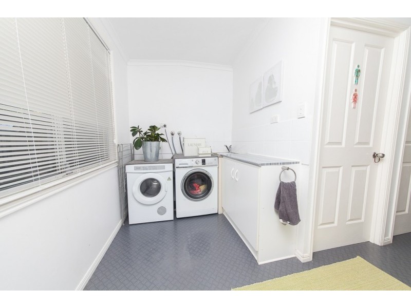 2 Maher Street, North Ipswich QLD 4305