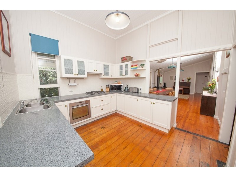 20 Park Street, Ipswich QLD 4305