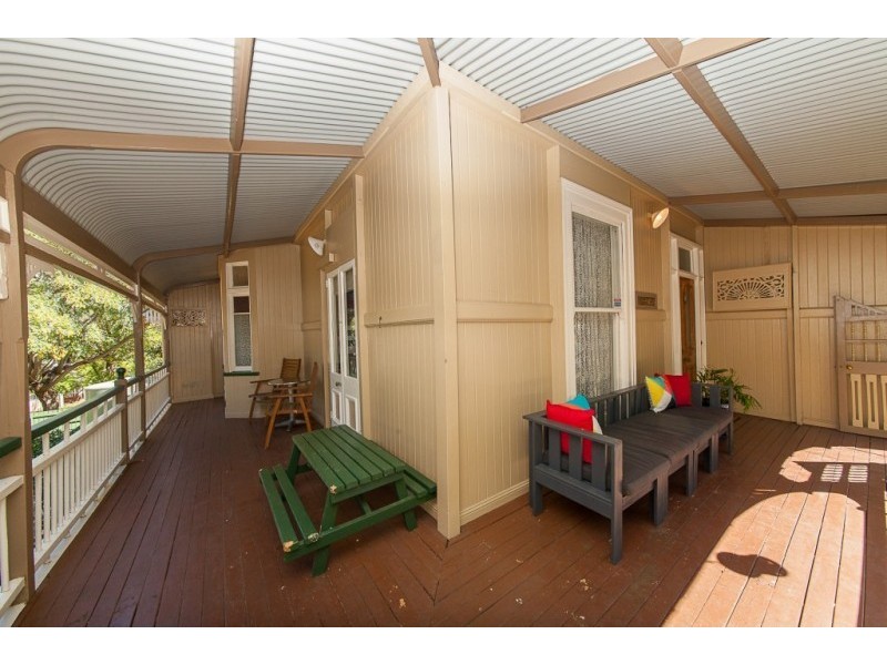 20 Park Street, Ipswich QLD 4305
