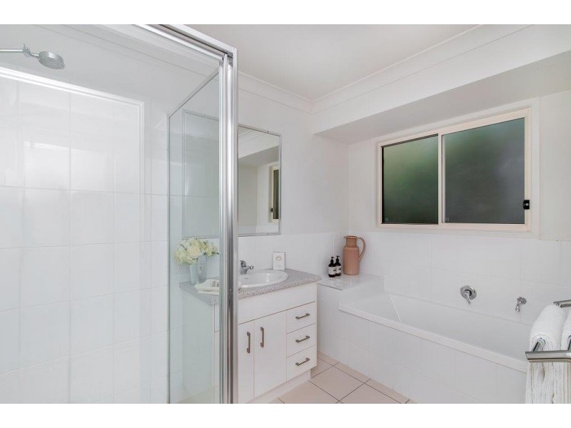 33A Margaret Street, Silkstone QLD 4304
