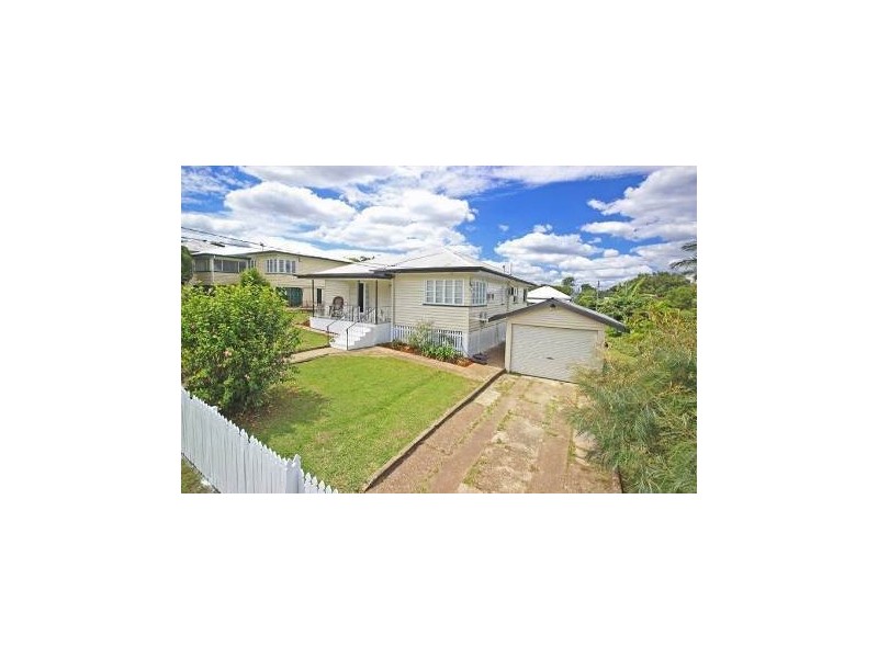 16 Jackes Street, Eastern Heights QLD 4305