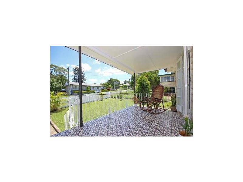 16 Jackes Street, Eastern Heights QLD 4305