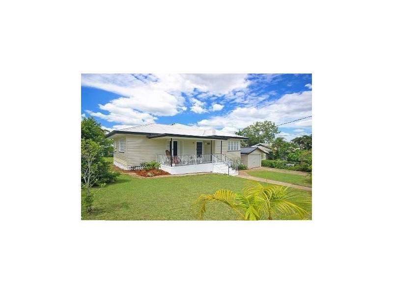 16 Jackes Street, Eastern Heights QLD 4305
