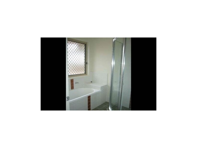 9 Jene Court, Flinders View QLD 4305