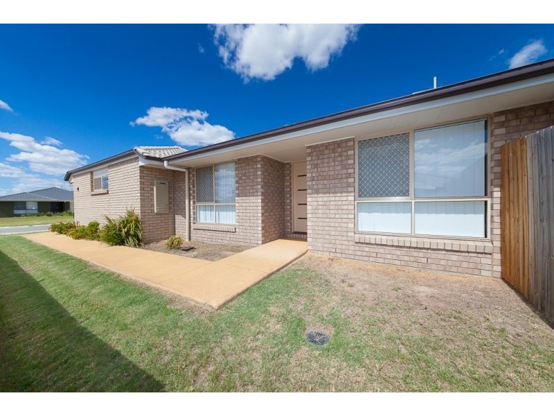 2/6 Tawney Street, Lowood QLD 4311