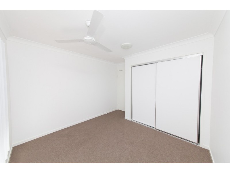 2/6 Tawney Street, Lowood QLD 4311