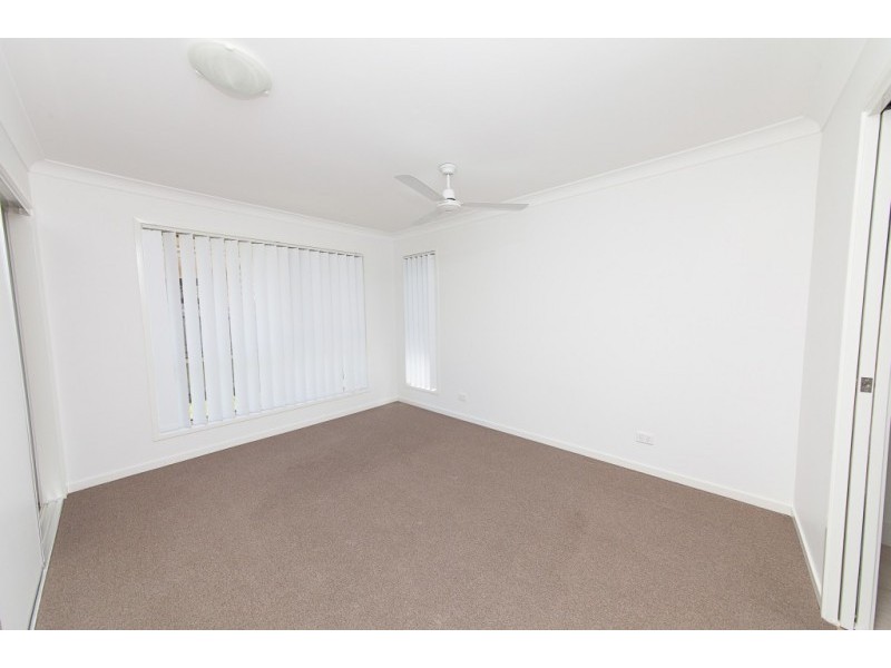 2/6 Tawney Street, Lowood QLD 4311