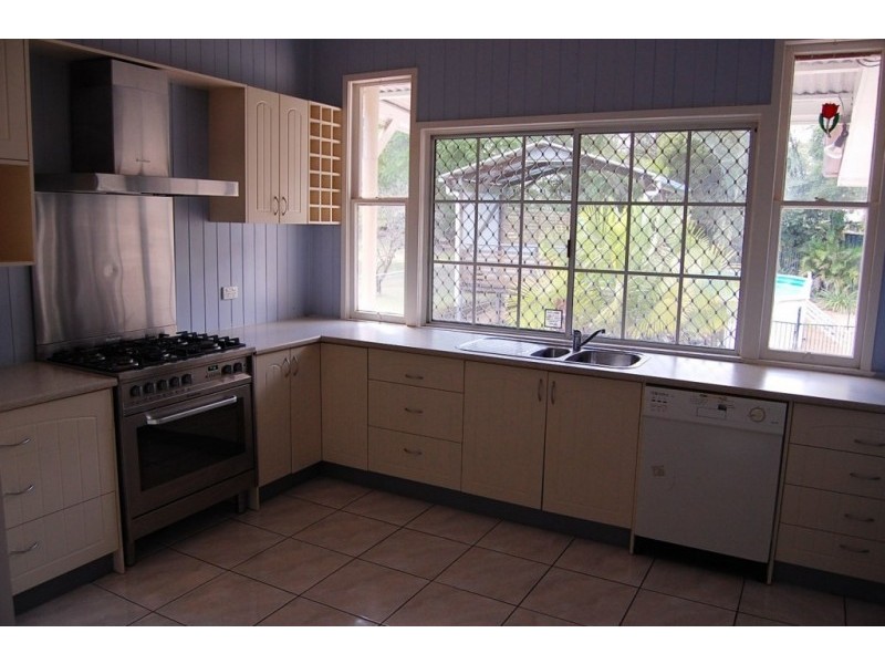 5 Stephenson Street, Sadliers Crossing QLD 4305