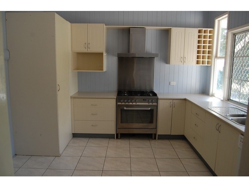 5 Stephenson Street, Sadliers Crossing QLD 4305