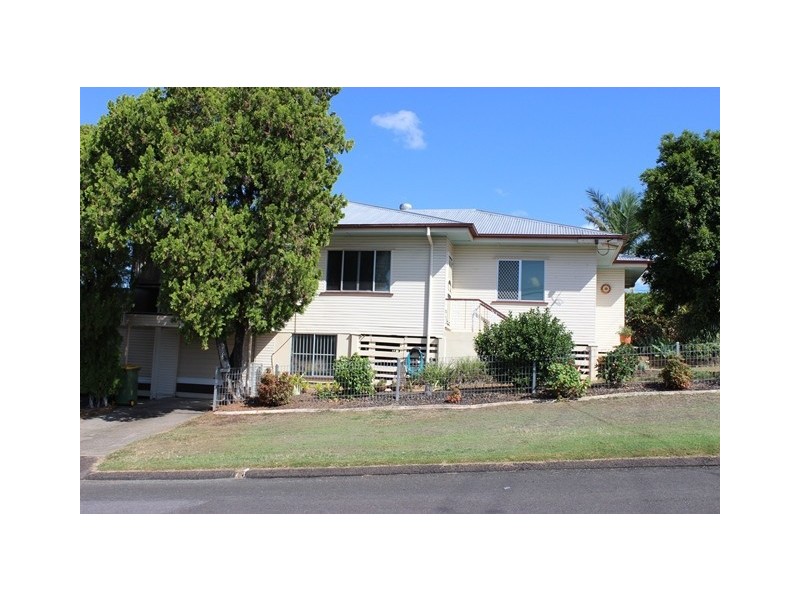 35 Hill Street, North Ipswich QLD 4305