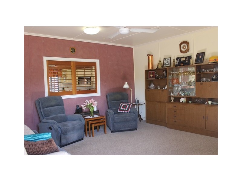 35 Hill Street, North Ipswich QLD 4305