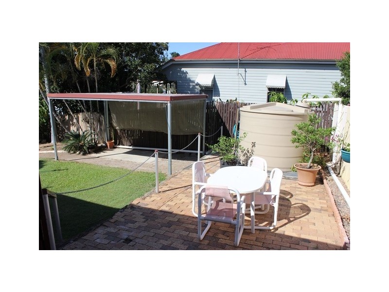 35 Hill Street, North Ipswich QLD 4305