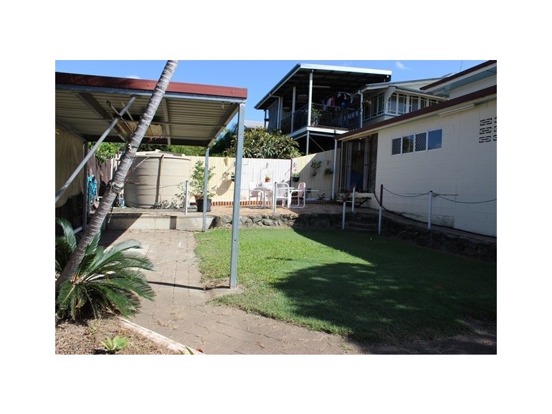 35 Hill Street, North Ipswich QLD 4305