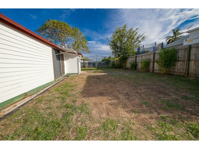 49 Lusitania Street, Newtown QLD 4305