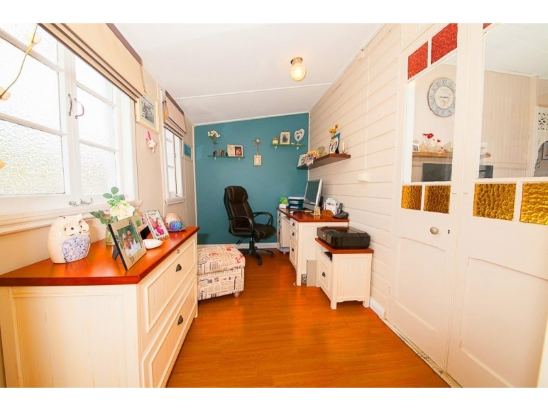 6 High Street, Ebbw Vale QLD 4304