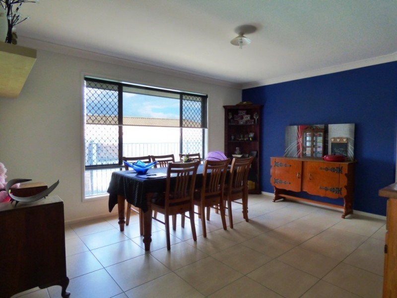 19 Sandhurst Place, Brassall QLD 4305