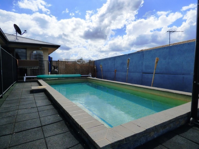 19 Sandhurst Place, Brassall QLD 4305