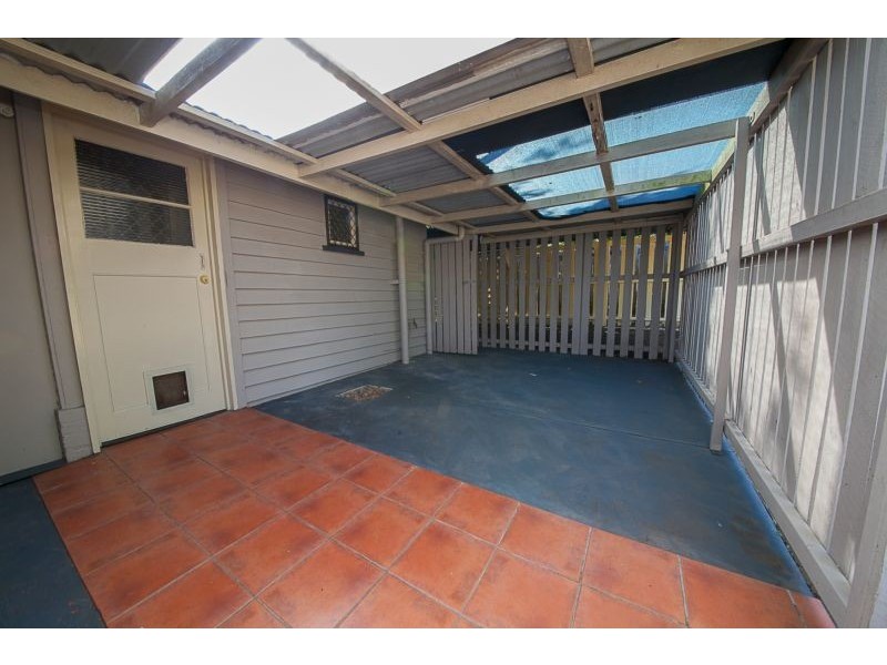 99 Brisbane Road, Booval QLD 4304