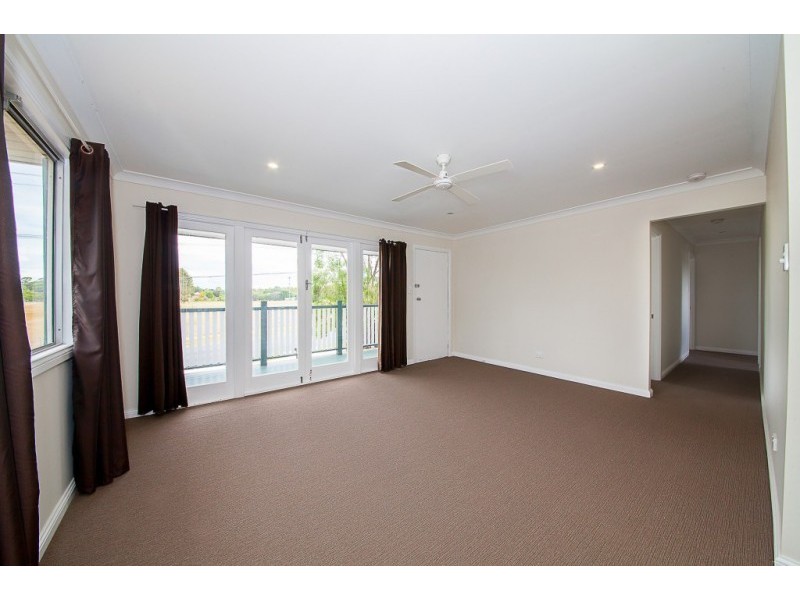 54 Jacaranda Street, East Ipswich QLD 4305