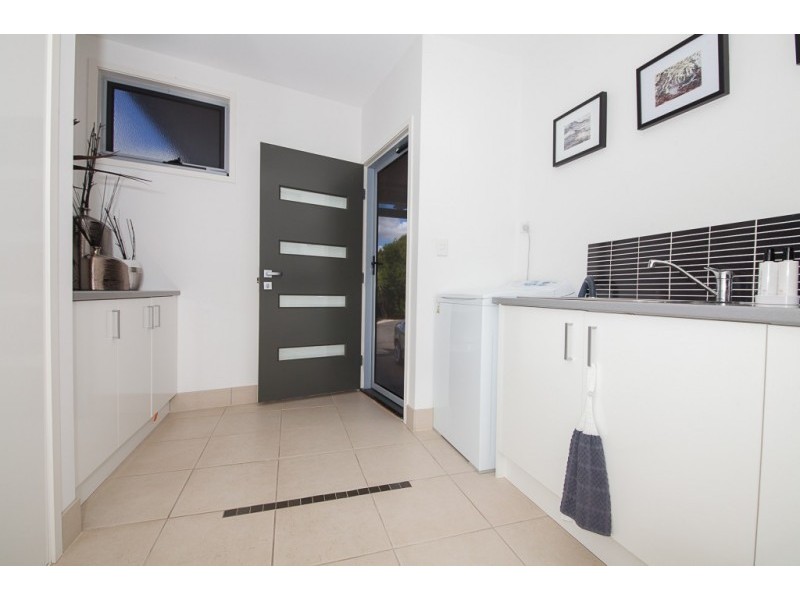 Lot 5 27 F Holts Road, Pine Mountain QLD 4306