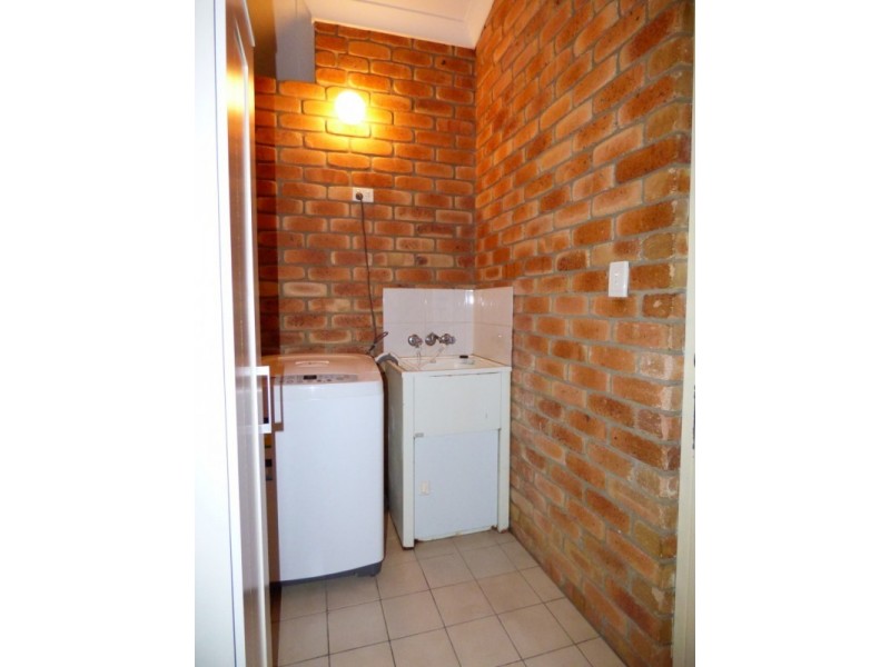 31 Greenway Street, Churchill QLD 4305