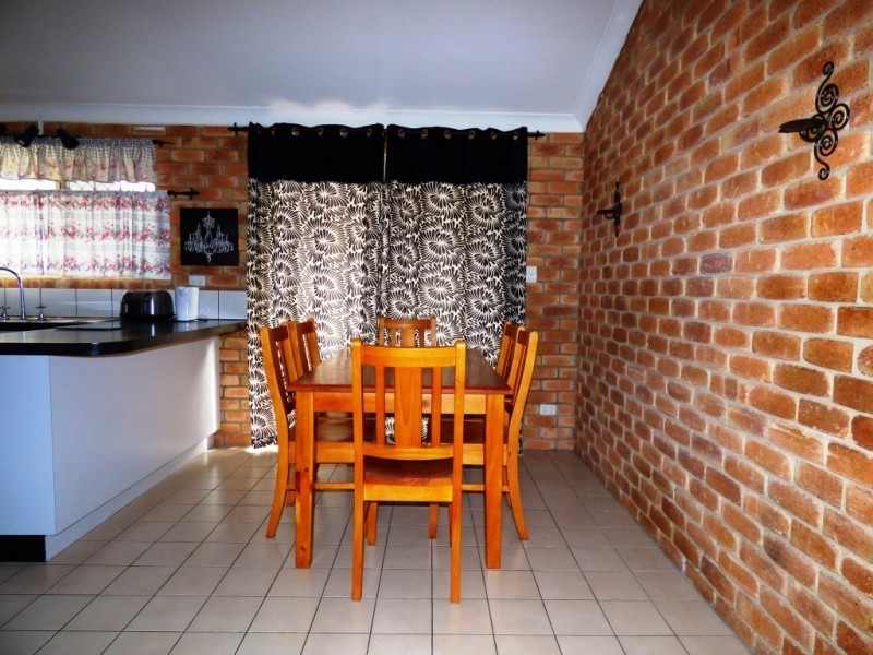 31 Greenway Street, Churchill QLD 4305