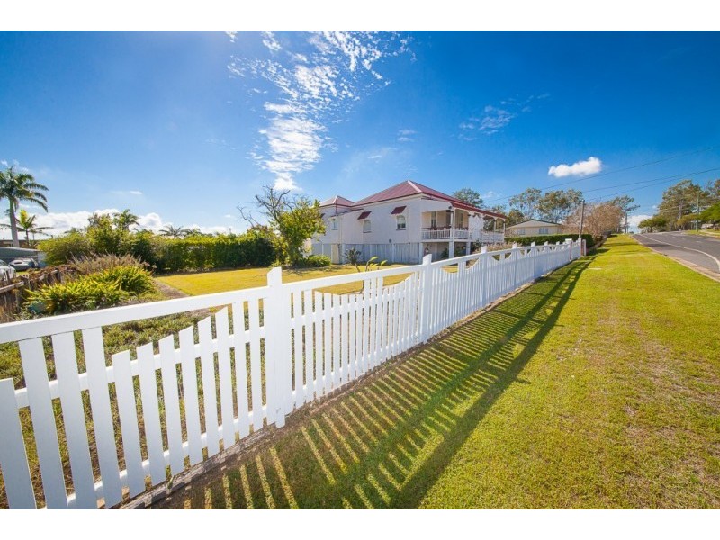 7 Mary Street, Bundamba QLD 4304