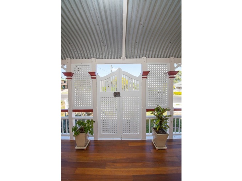 7 Mary Street, Bundamba QLD 4304