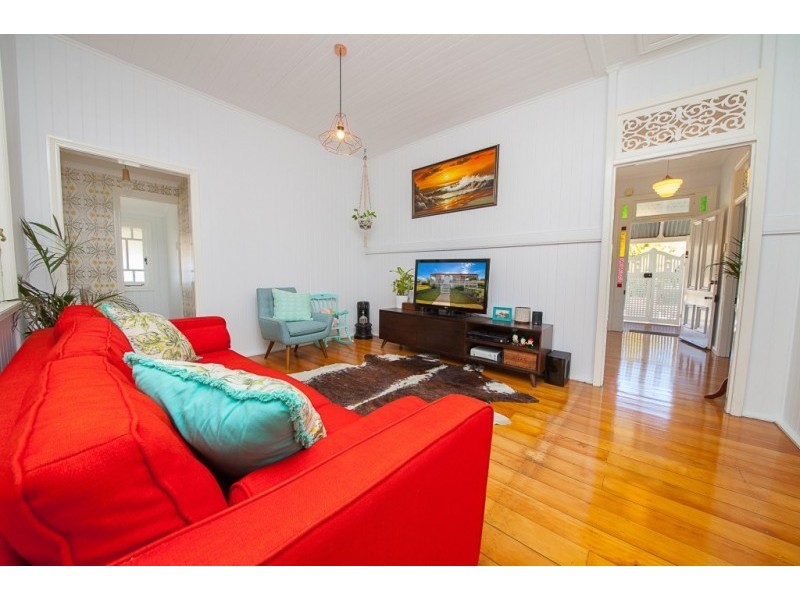 7 Mary Street, Bundamba QLD 4304