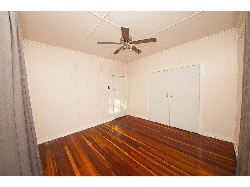 19 Blackwood Street, East Ipswich QLD 4305
