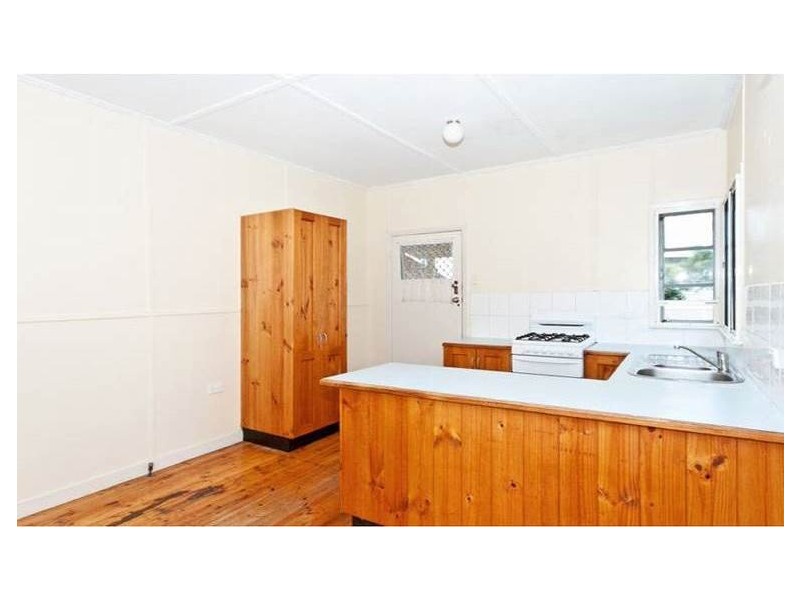 39 Coleman Street, Leichhardt QLD 4305