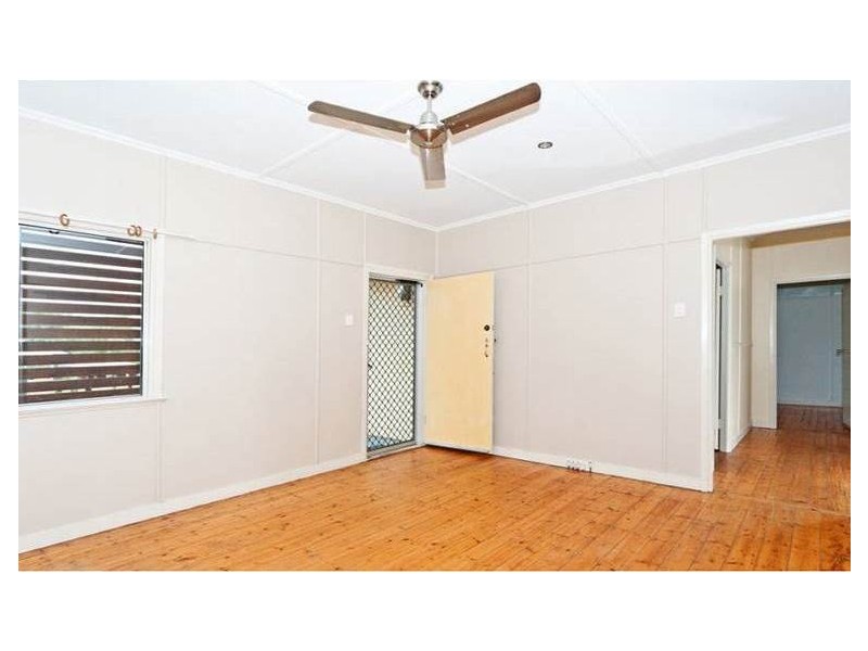 39 Coleman Street, Leichhardt QLD 4305