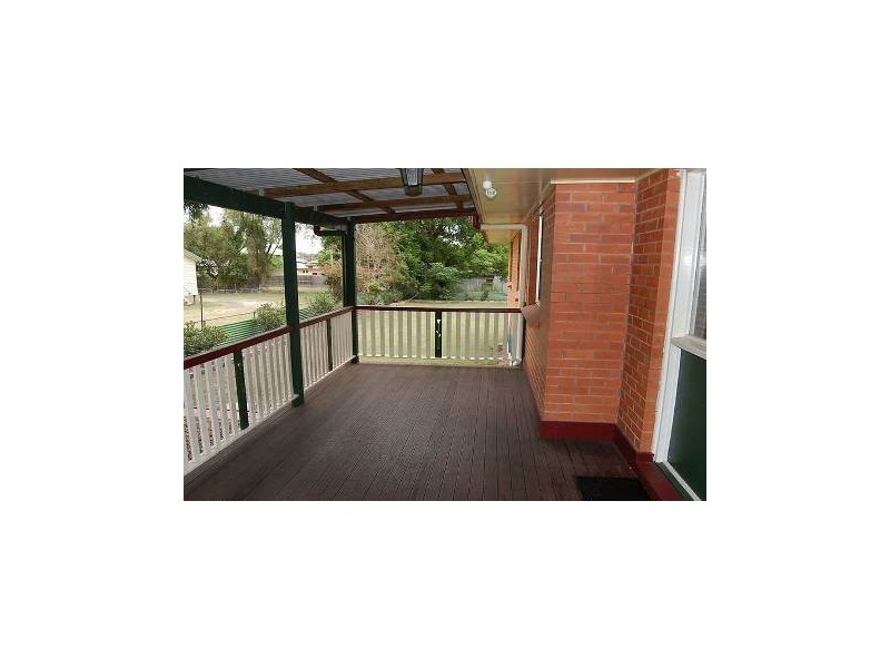 2 Peacock Street, One Mile QLD 4305