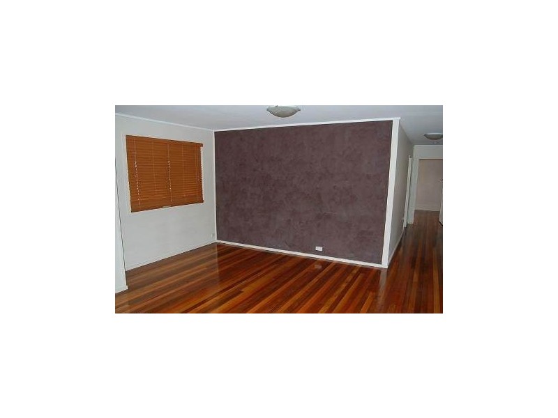 2 Peacock Street, One Mile QLD 4305