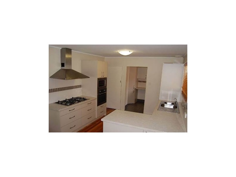 2 Peacock Street, One Mile QLD 4305