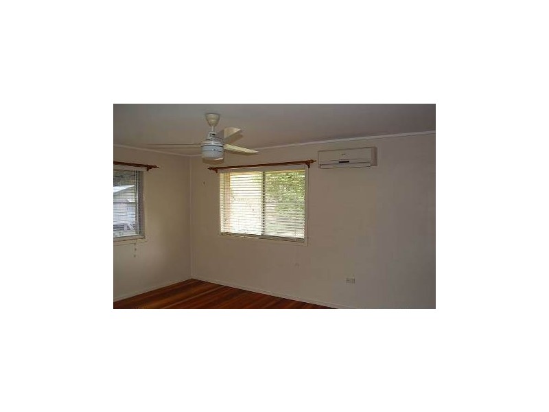 2 Peacock Street, One Mile QLD 4305