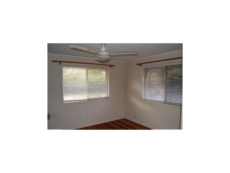 2 Peacock Street, One Mile QLD 4305