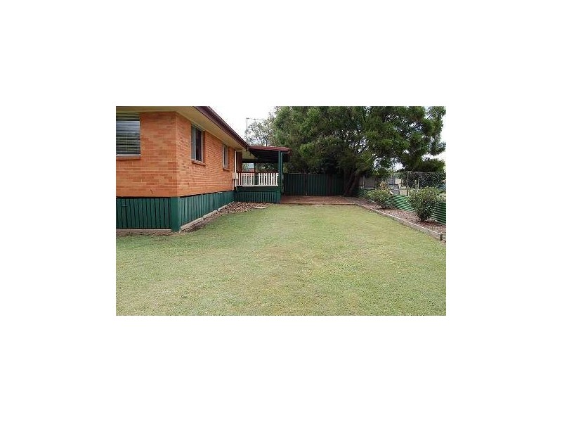 2 Peacock Street, One Mile QLD 4305