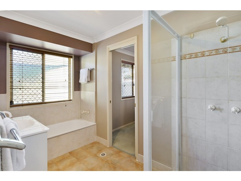 5 Canberra Court, Brassall QLD 4305