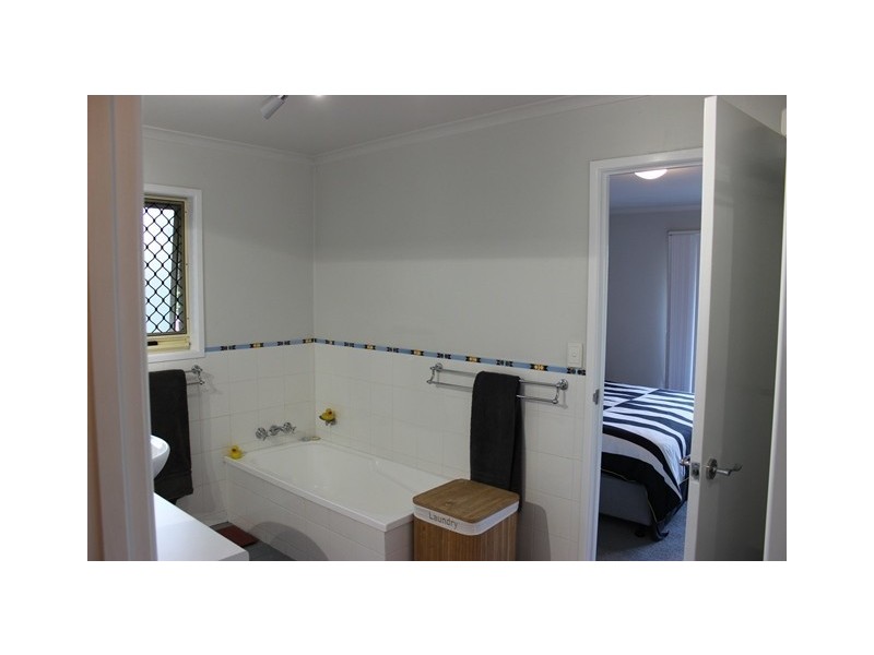 6/13 John Staines Crescent, North Ipswich QLD 4305