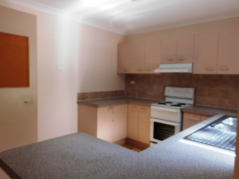 16 Edith Drive, North Ipswich QLD 4305