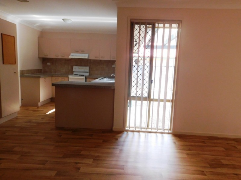 16 Edith Drive, North Ipswich QLD 4305