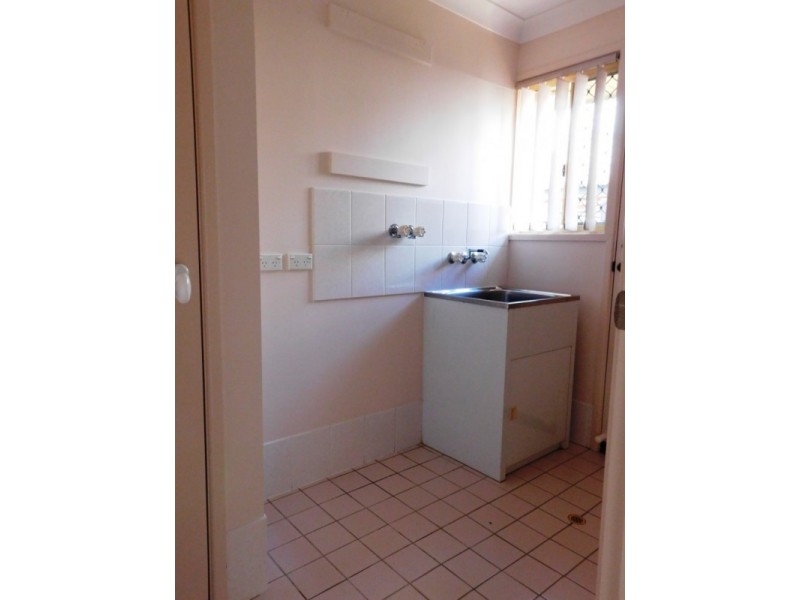 16 Edith Drive, North Ipswich QLD 4305