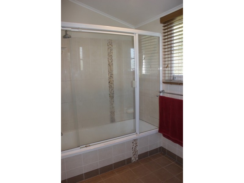5 Flint Street, North Ipswich QLD 4305