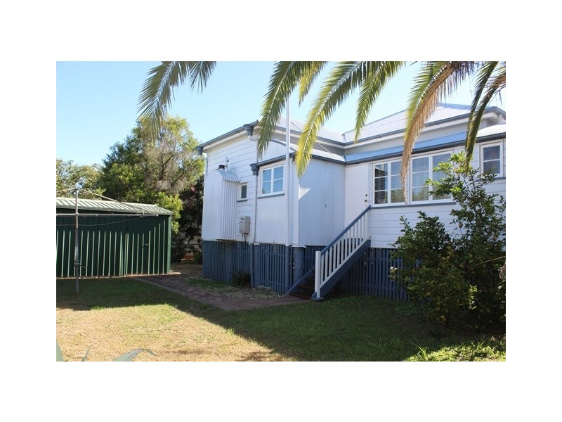 5 Flint Street, North Ipswich QLD 4305
