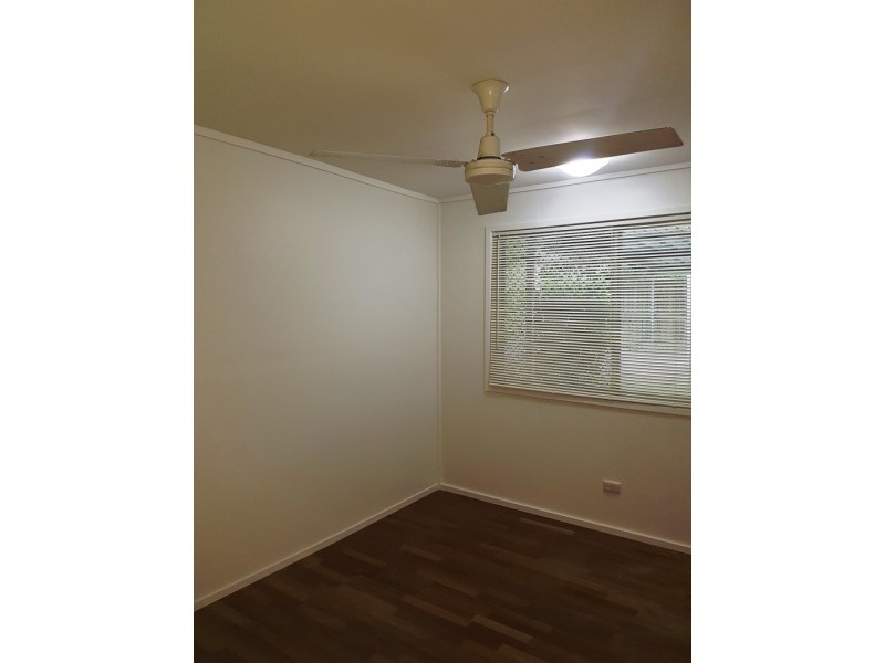 70 River Road, Bundamba QLD 4304