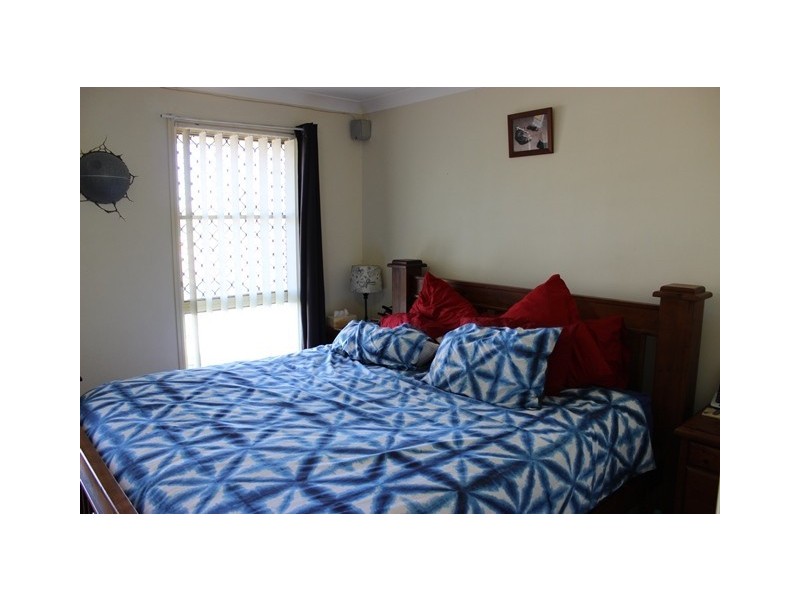 2 Jess Street, Yamanto QLD 4305