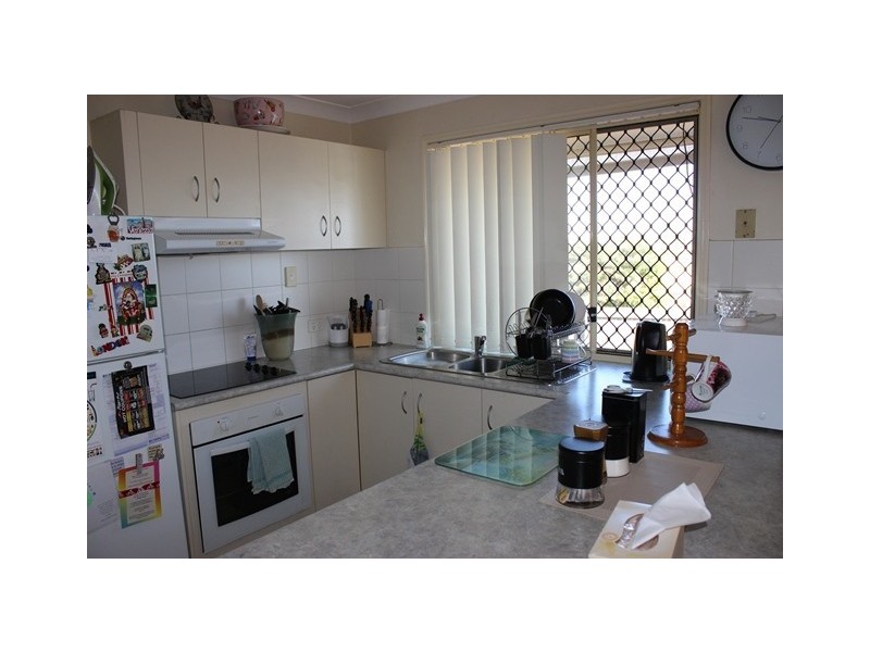 2 Jess Street, Yamanto QLD 4305
